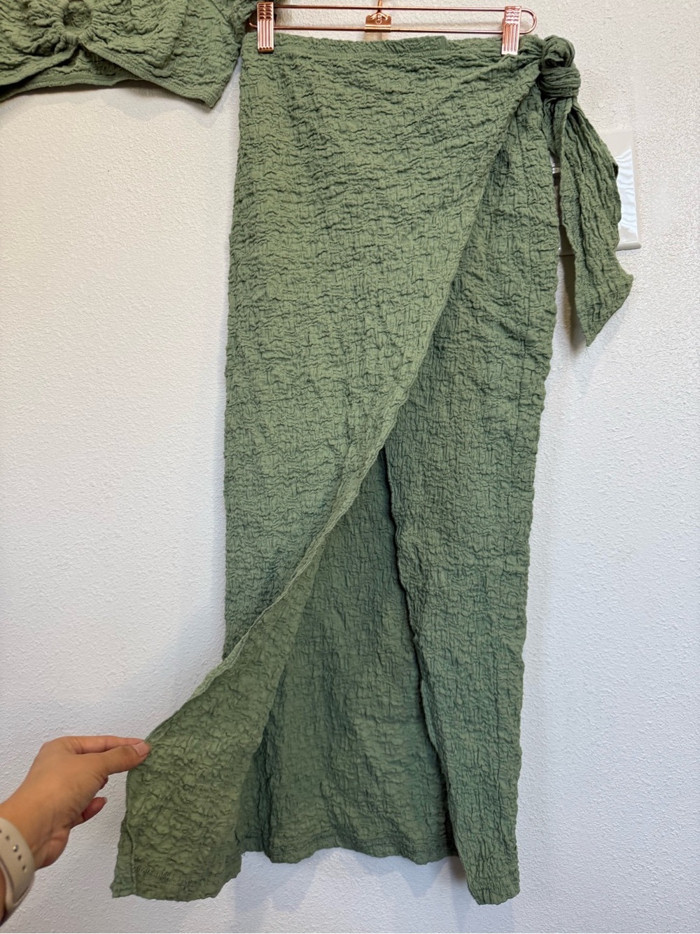 Sage Green Textured Two Piece Beach Set Wrap Skirt Puff Sleeve Top - Picture 4 of 11
